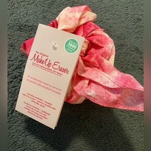 NWT Make Up erasers